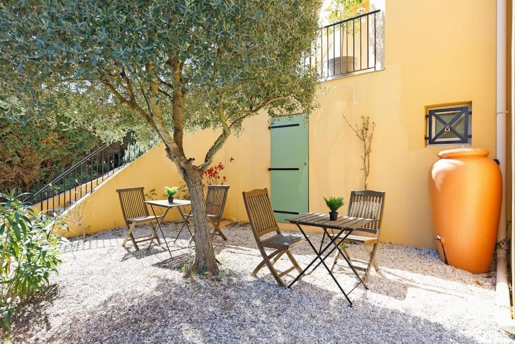 Studio Au Calme, Avec Terrasse Et Parking A Eze Village Экстерьер фото
